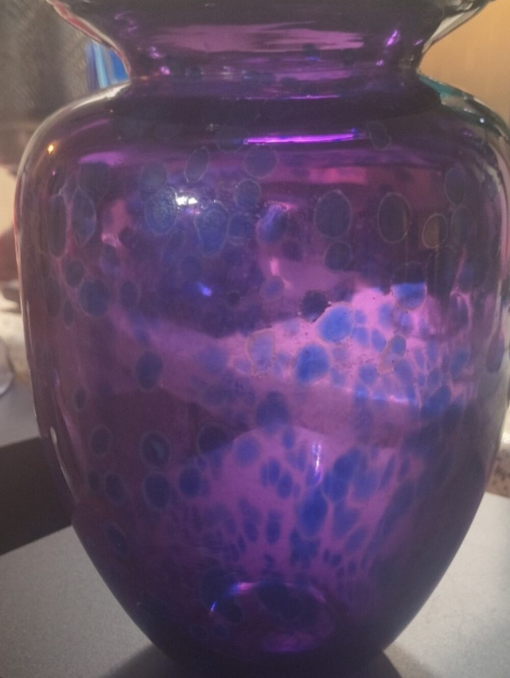 Vintage 2002 Robert Eickholt Signed Art Glass Vase Heavy Purple Spotted Mottled